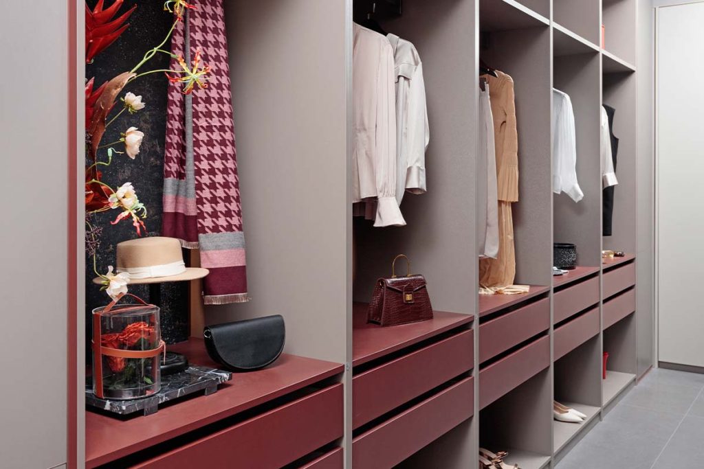 Affordable custom closet systems 